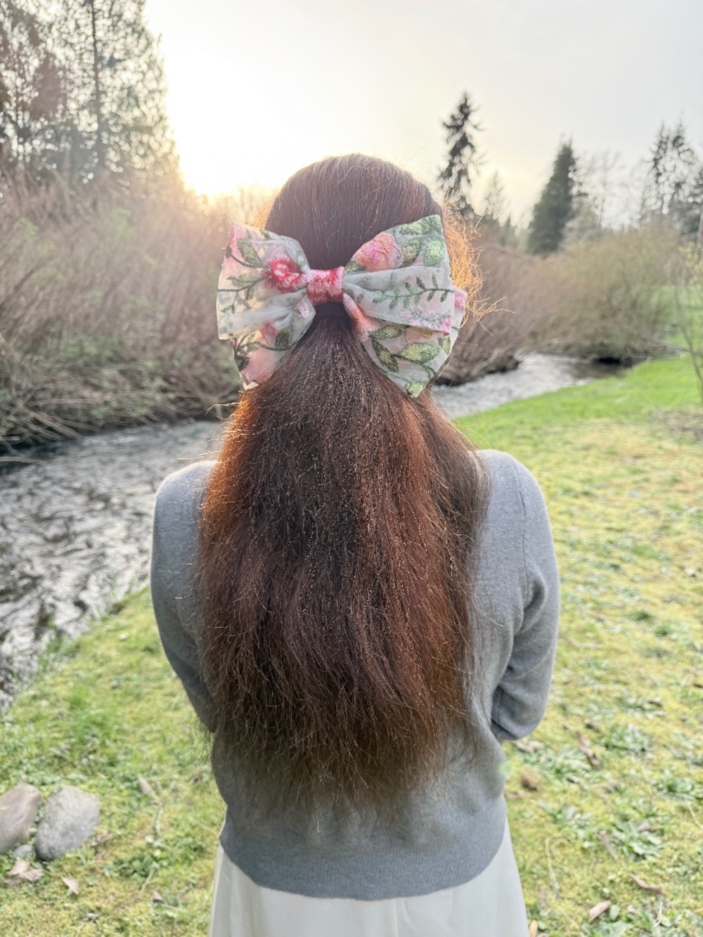 Tulle bow Embroidered Flowers hair bow